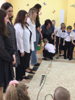 Карлсон в гостях у детей Карлсон в гостях у детей.